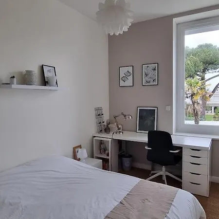 Maison De Centre - Meuble Tourisme 4 Etoiles רויאן